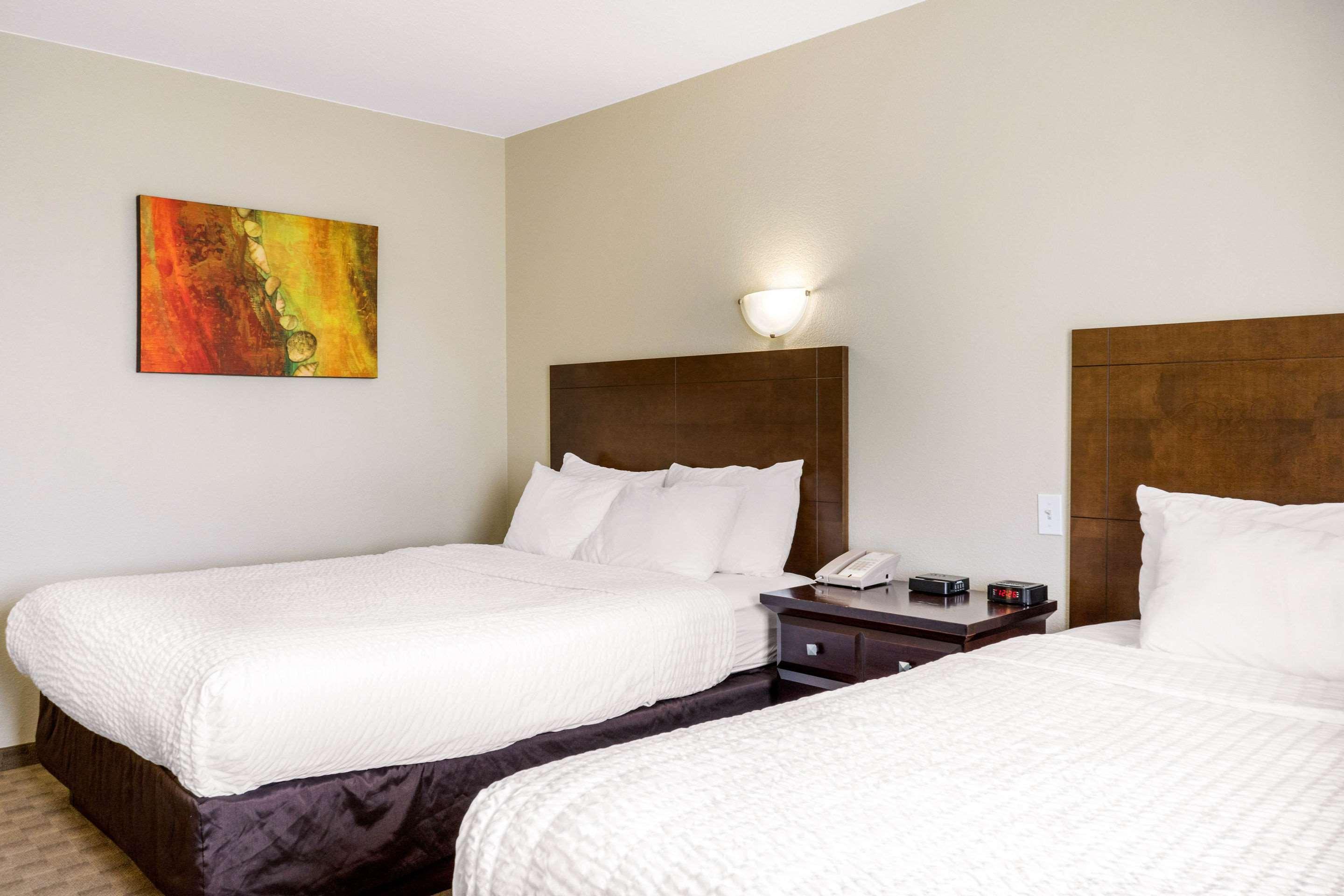 Quality Inn & Suites Winkler Buitenkant foto