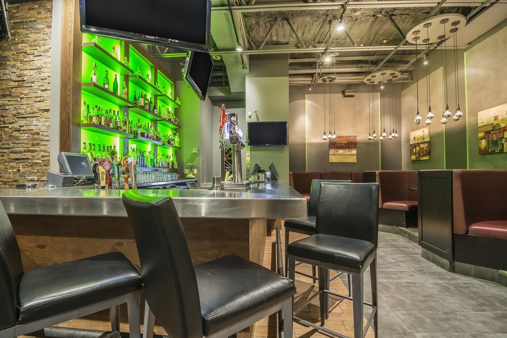 Quality Inn & Suites Winkler Buitenkant foto