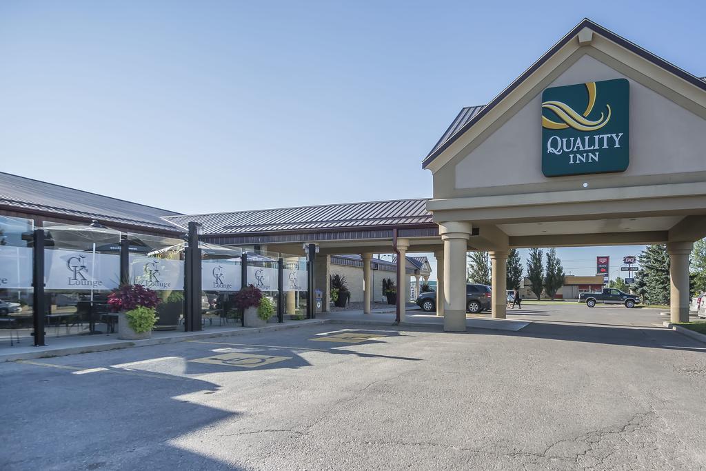 Quality Inn & Suites Winkler Buitenkant foto