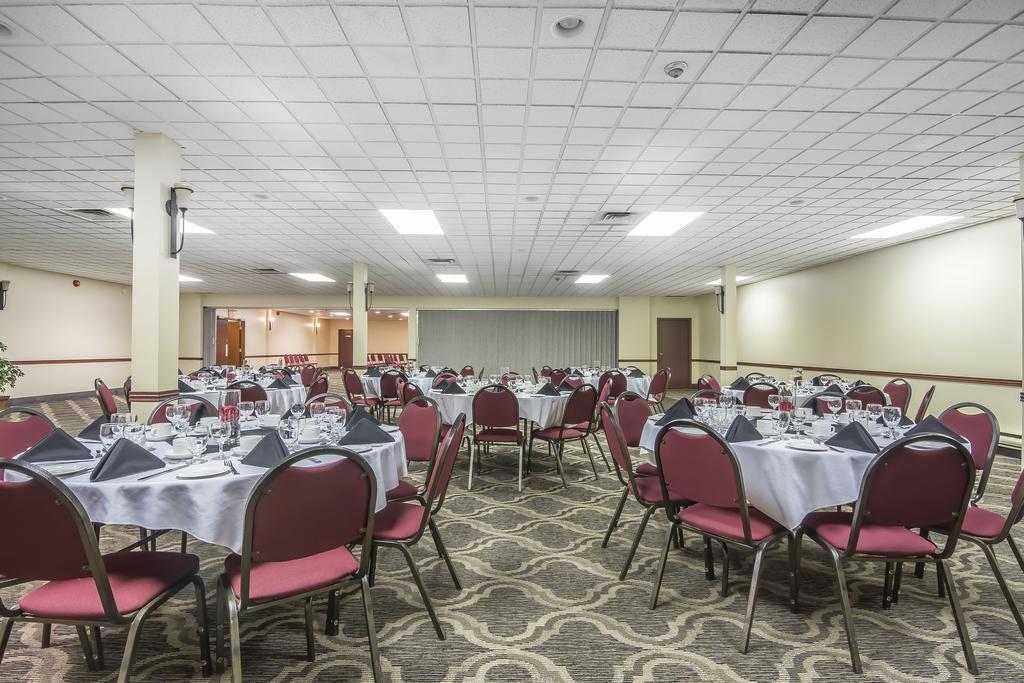 Quality Inn & Suites Winkler Buitenkant foto