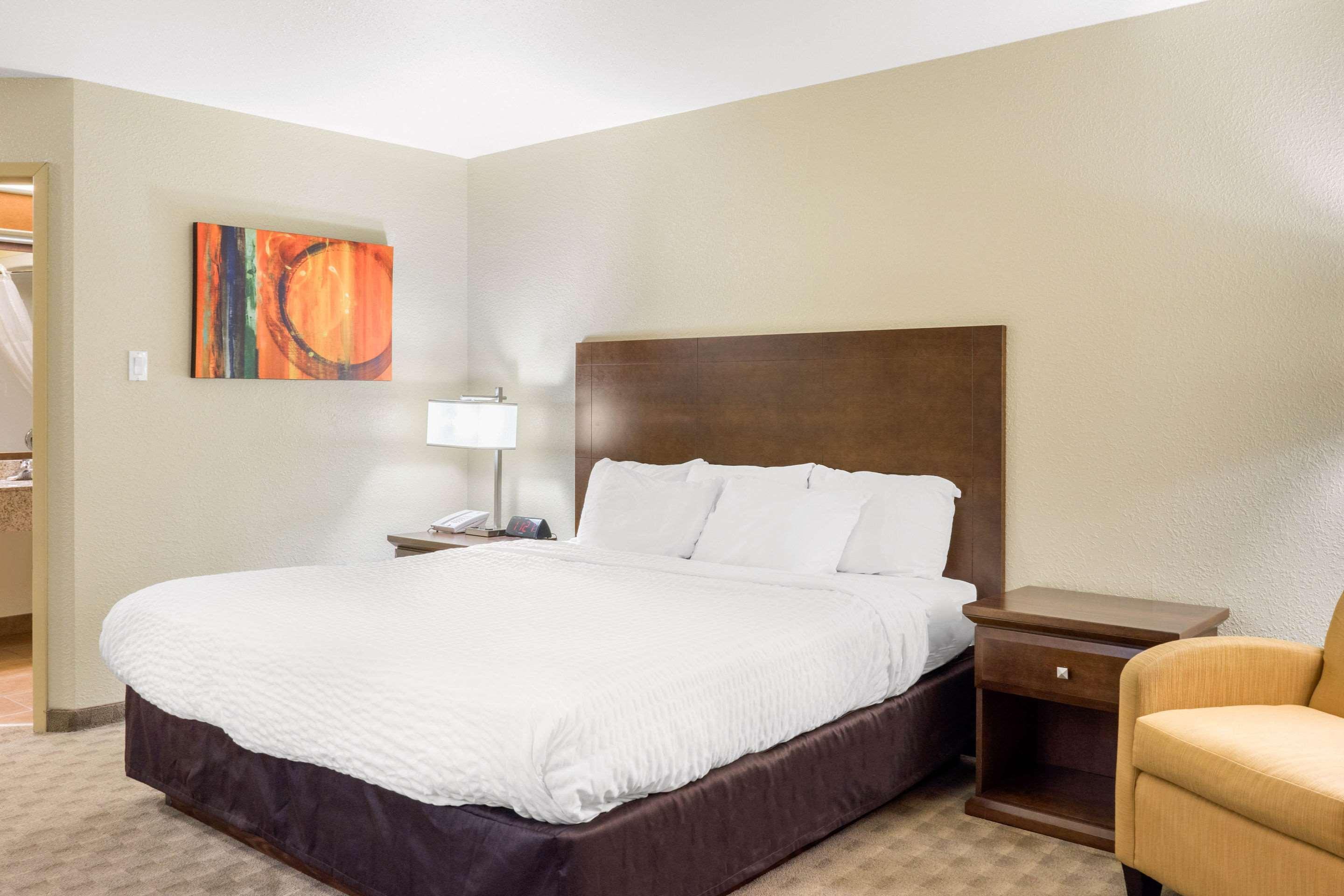 Quality Inn & Suites Winkler Buitenkant foto