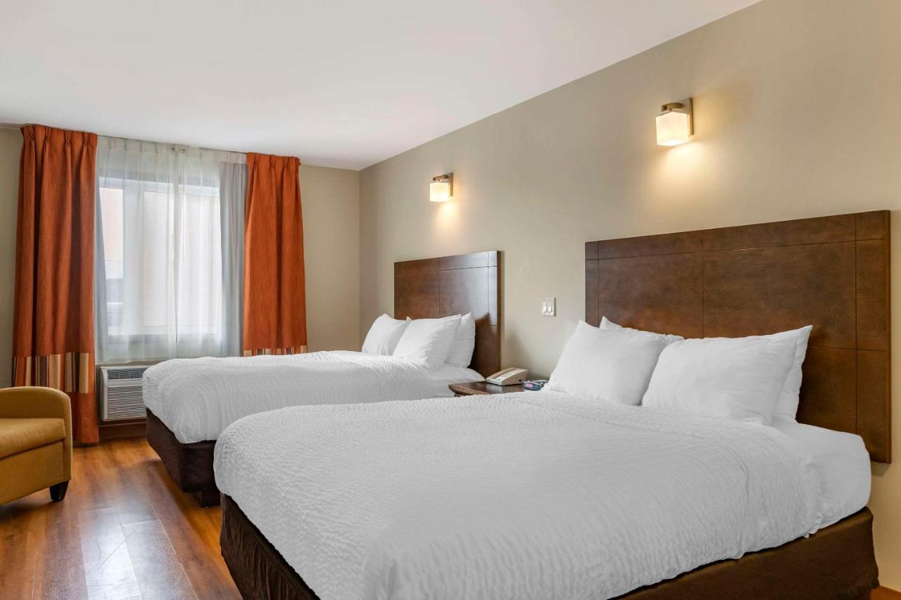 Quality Inn & Suites Winkler Buitenkant foto