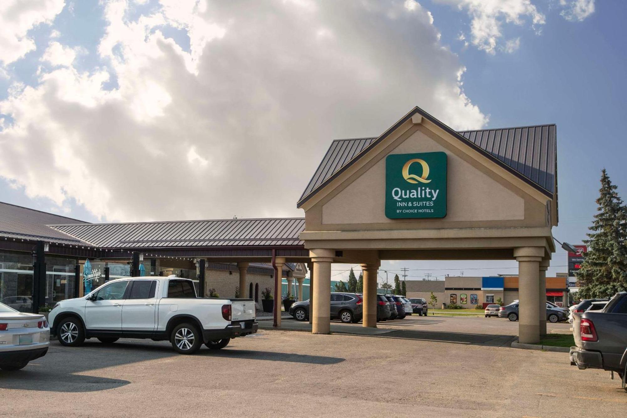 Quality Inn & Suites Winkler Buitenkant foto